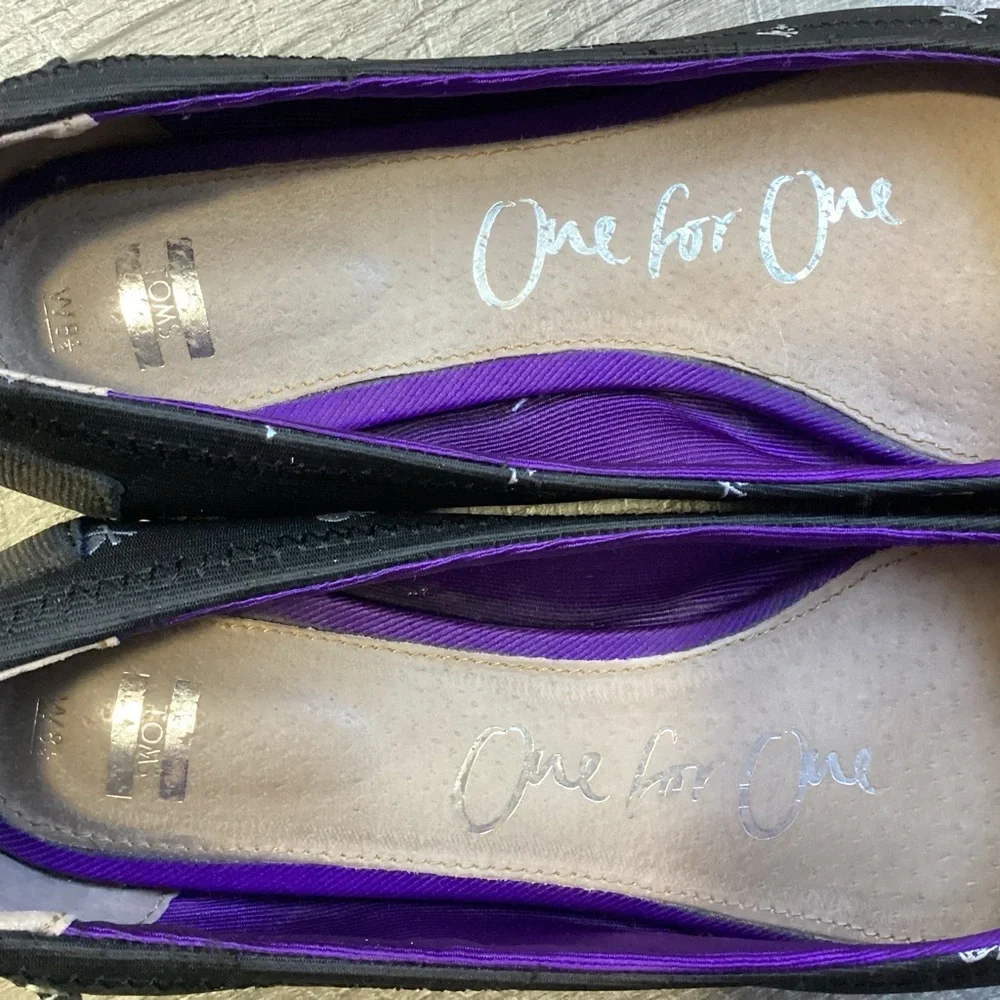 Toms One For One Skull Ballerina Flats Size 8 - Picture 8 of 10